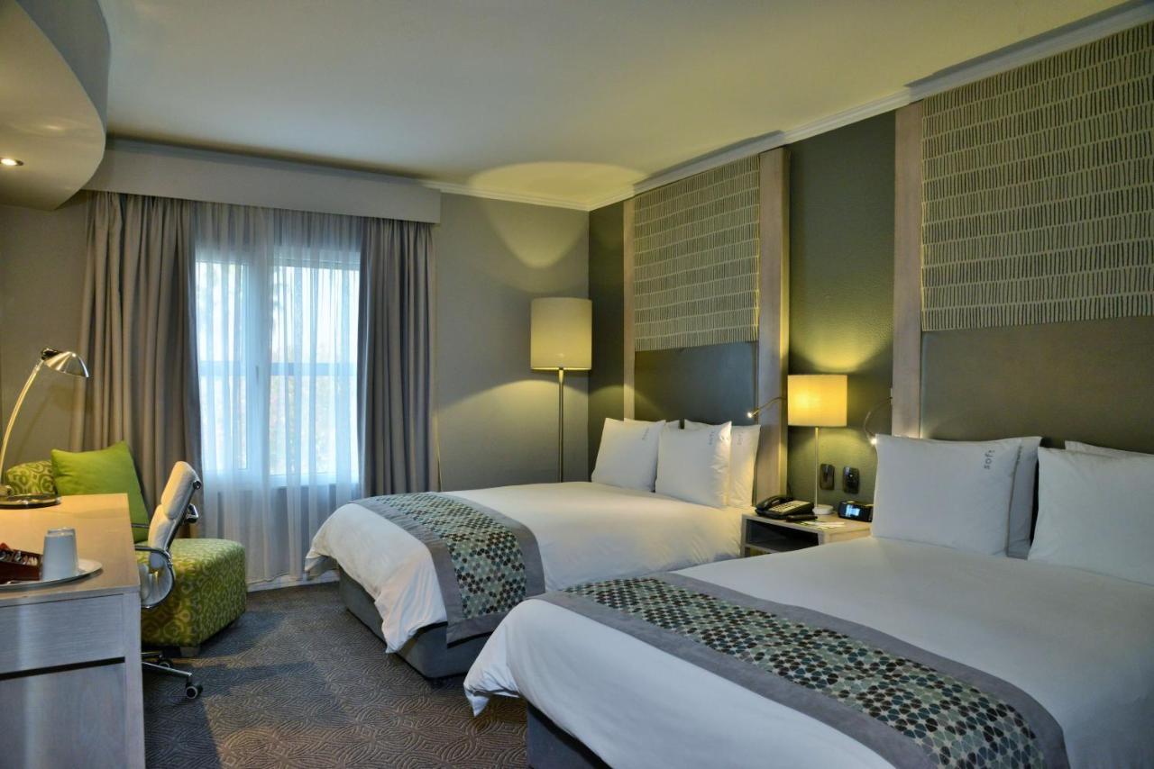 Holiday Inn Johannesburg Airport By Ihg Kempton Park Exterior foto