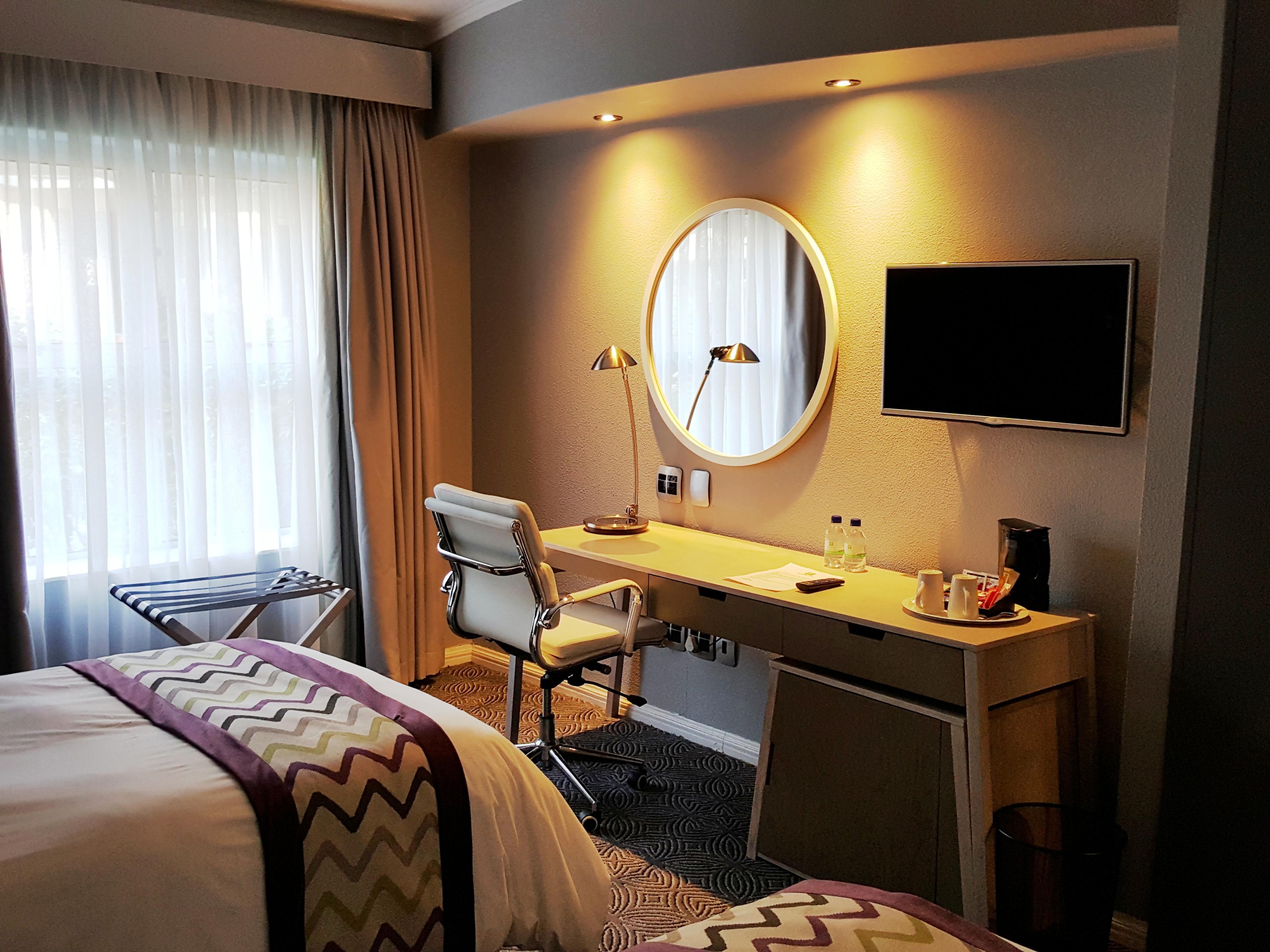 Holiday Inn Johannesburg Airport By Ihg Kempton Park Exterior foto